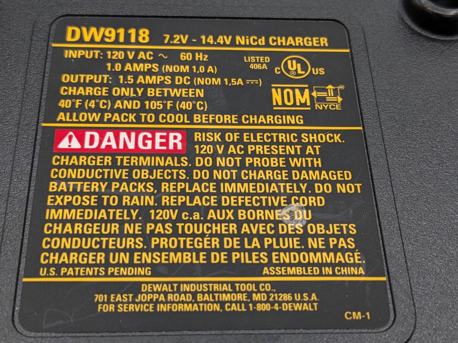 Dewalt DW9118 7.2V – 14.4V 1- NiCd Battery Charger 1.5 AMPS DC W/ Free Shipping