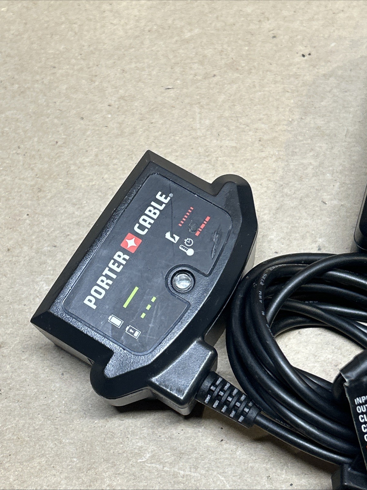 PORTER CABLE PCC699L 20V Max Lithium-Ion TYPE I Class 2 Battery Charger