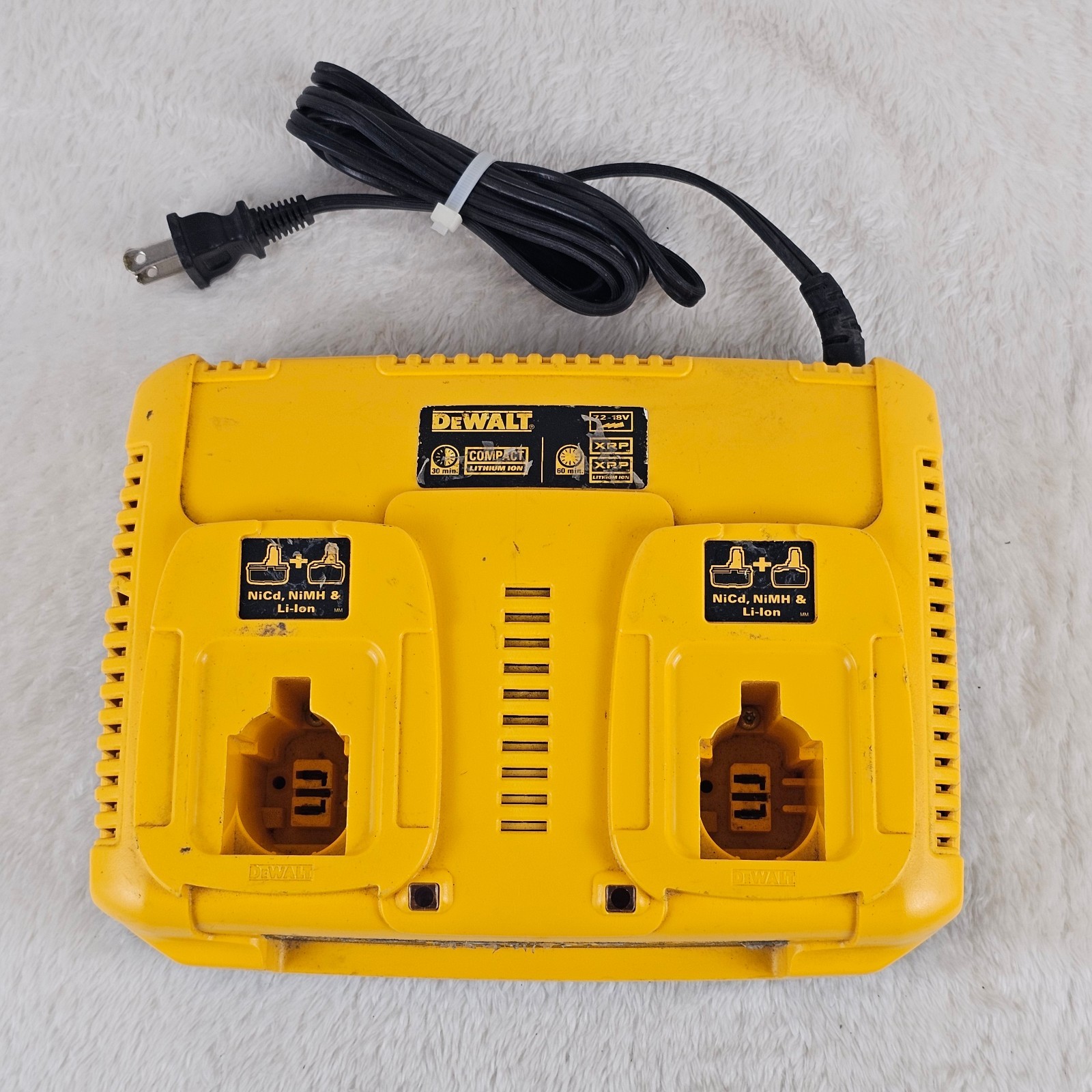 DEWALT DC9320 Dual Port 2-Battery Charger for 7.2V-18V Batteries Yellow