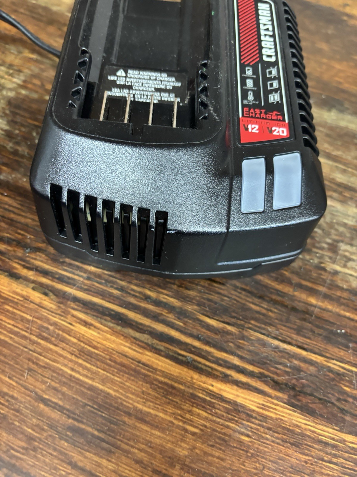 Craftsman CMCB104 V20 Lithium-Ion Battery Pack Black 20V Max Rapid Fast Charger