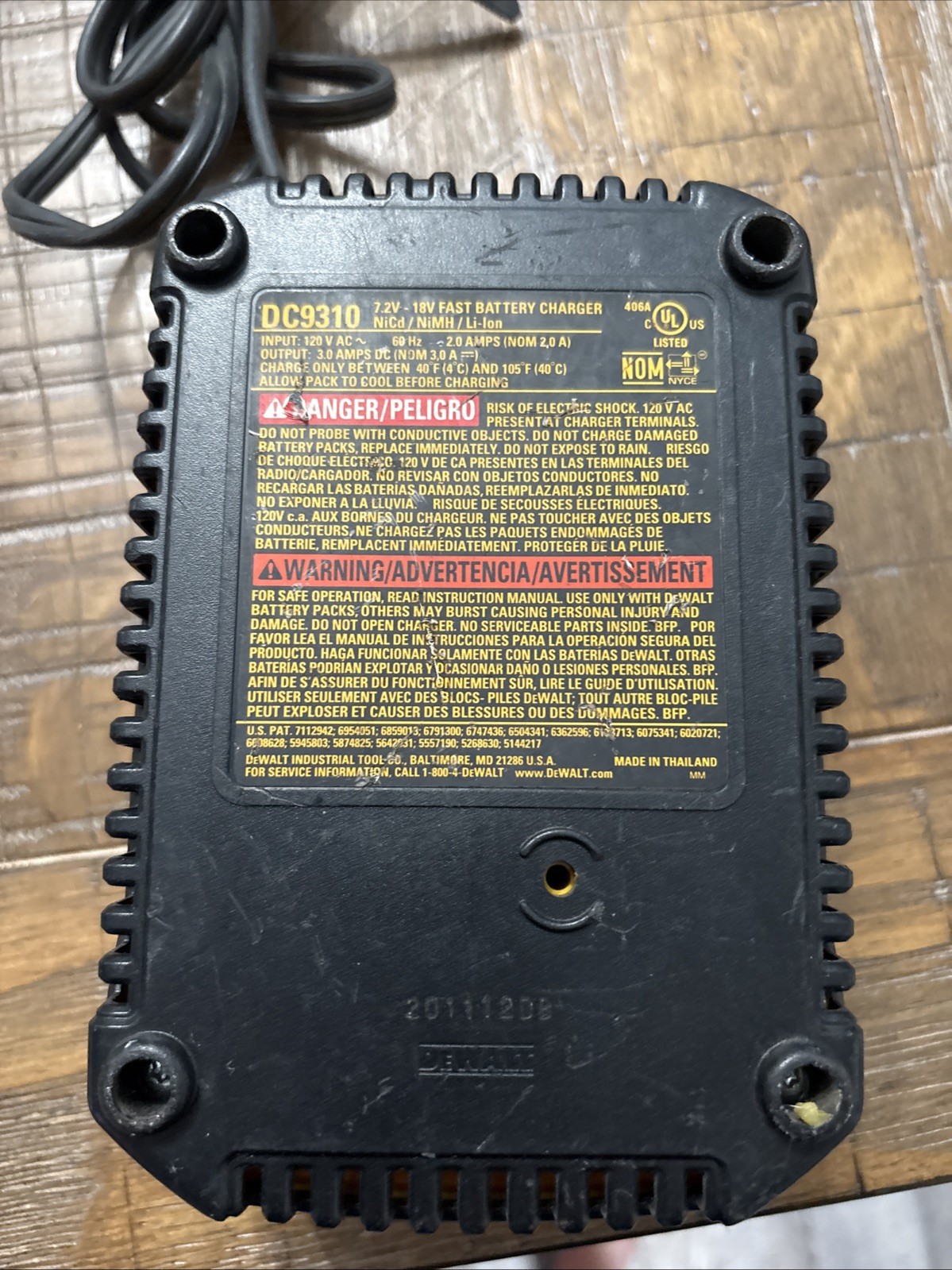 DeWalt OEM DC9310 7.2V~18V Fast Battery Charger NiCd/NiMh/Li-Ion J-1