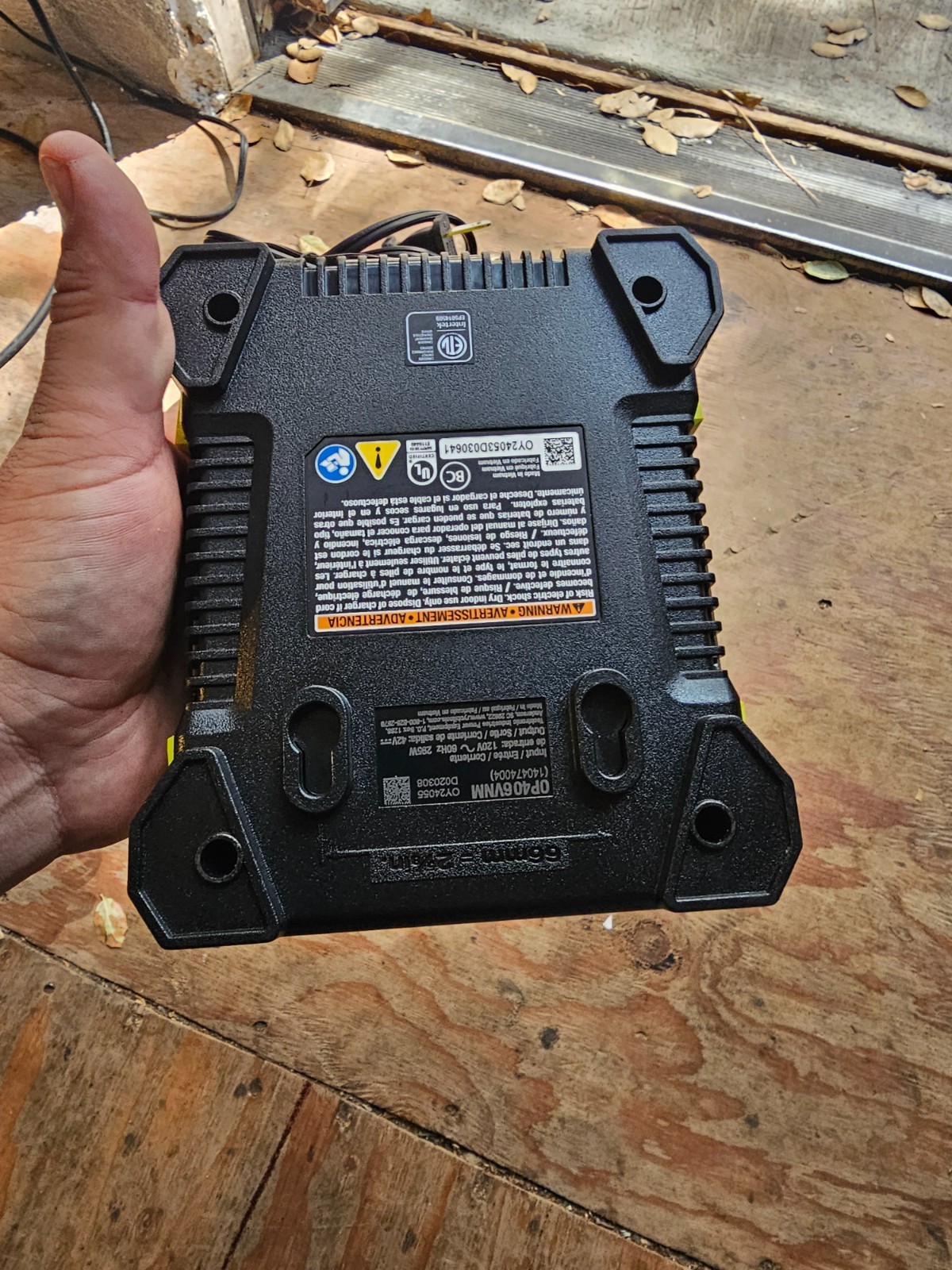 Genuine RYOBI OP406VNM 40Volt Lithium-Ion Super-Charger Rapid Quick Charger Nice