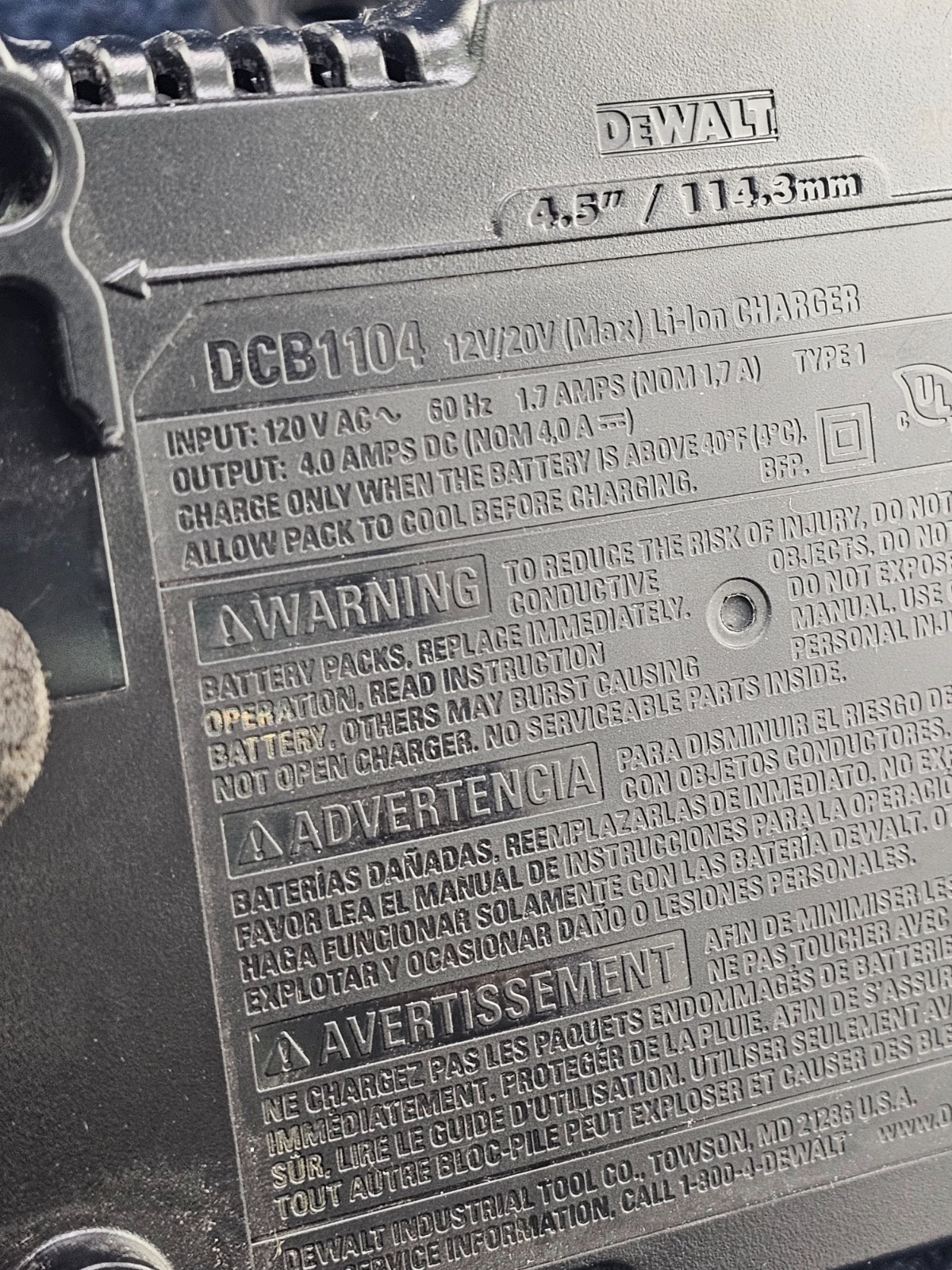 DEWALT DCB1104: 20V MAX Lithium Ion Battery Charger
