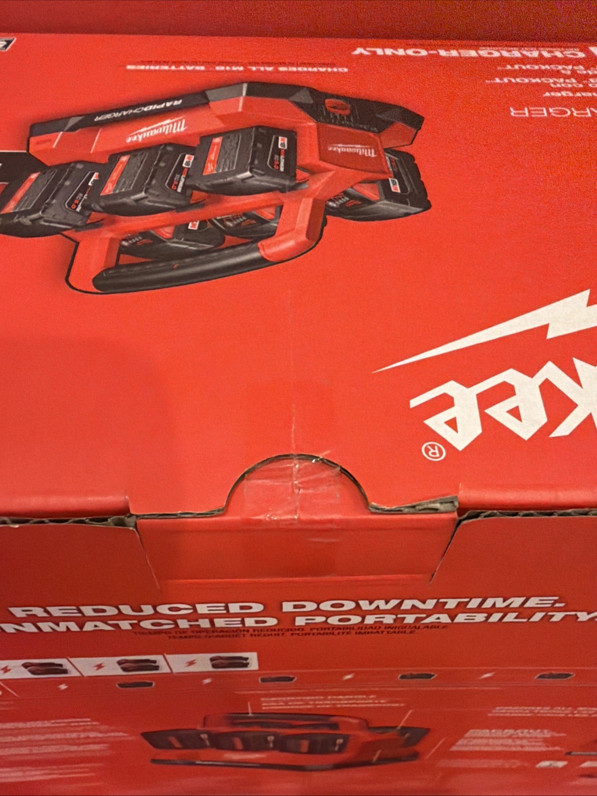 Milwaukee 48-59-1809 M18 18V Lithium-Ion Packout 6-Port Rapid Charger