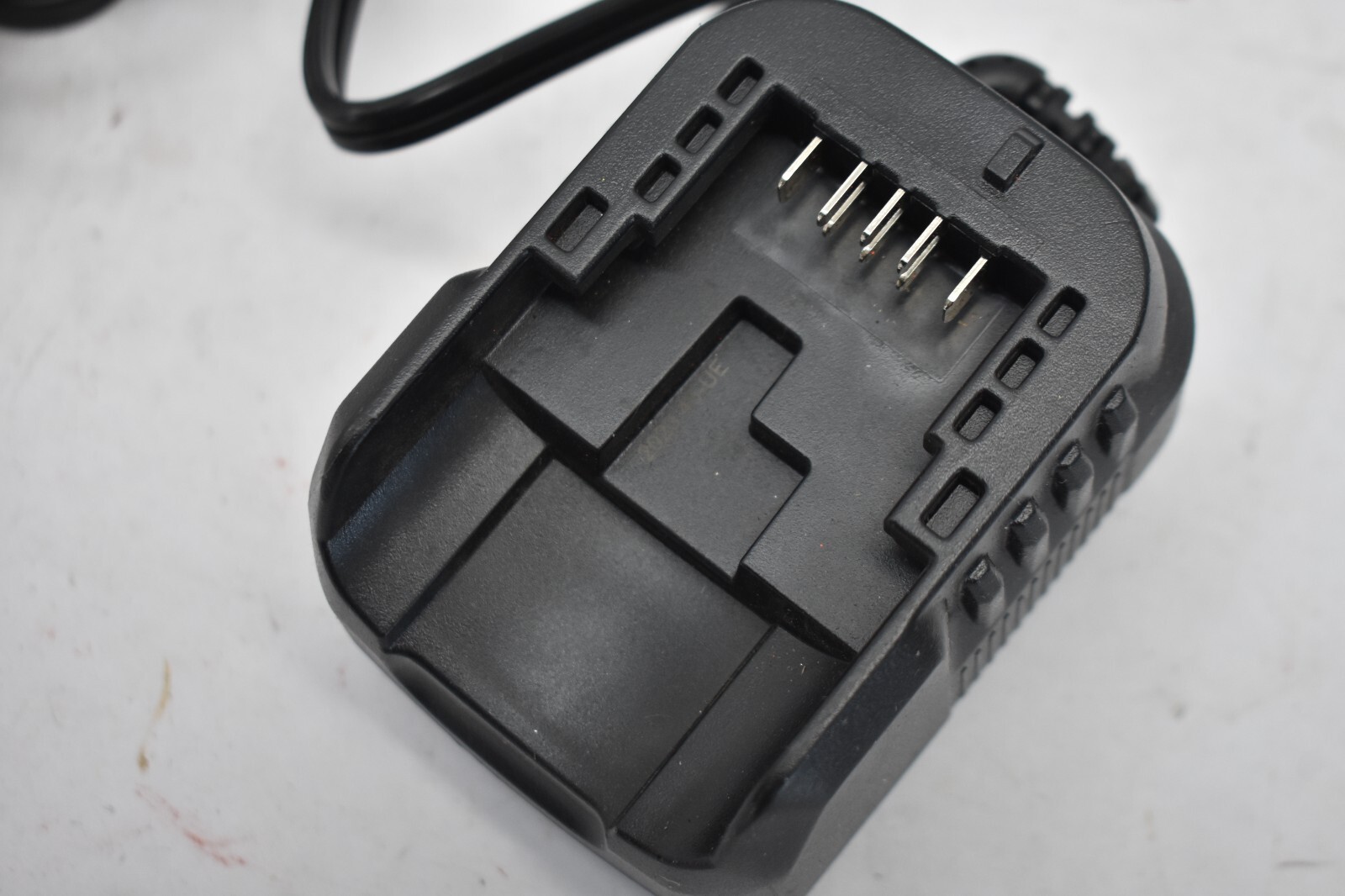 DeWalt 12/20V Max Lithium Ion 2 Amp Multi Voltage Charger DCB1102 Genuine OEM