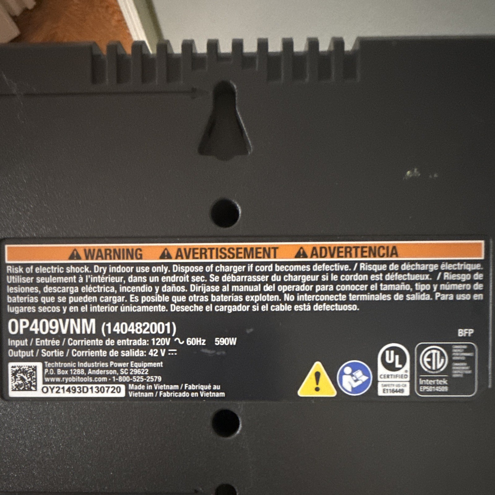 RYOBI 40V Dual Port Rapid Charger, Charges 2 Batteries OP409VNM Green, Brand New