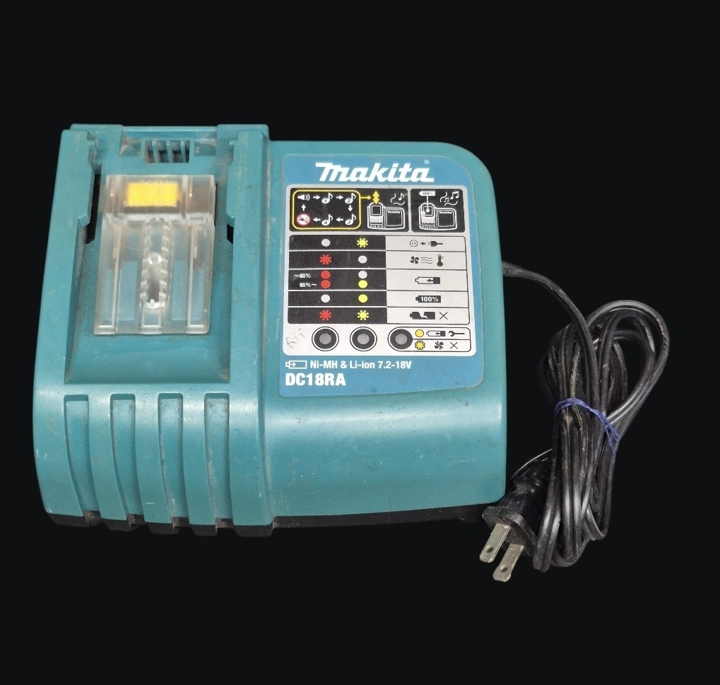 Makita DC18RA Fast Battery Charger 7.2-18V Ni-MH/Li-Ion Single Battery