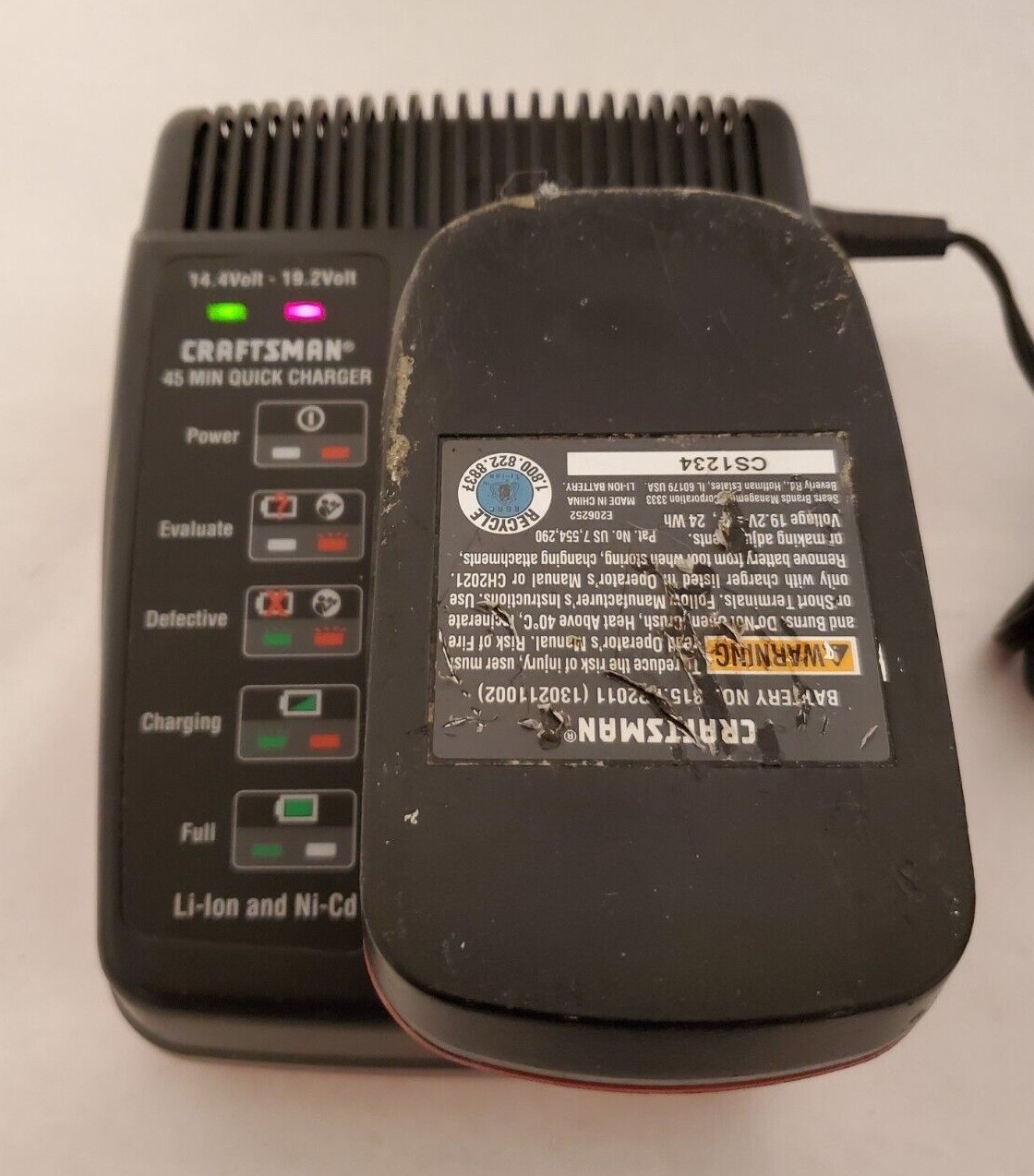 Craftsman 45 Minute Quick Charger 315.259260 w/ 19.2v Die Hard battery TESTED