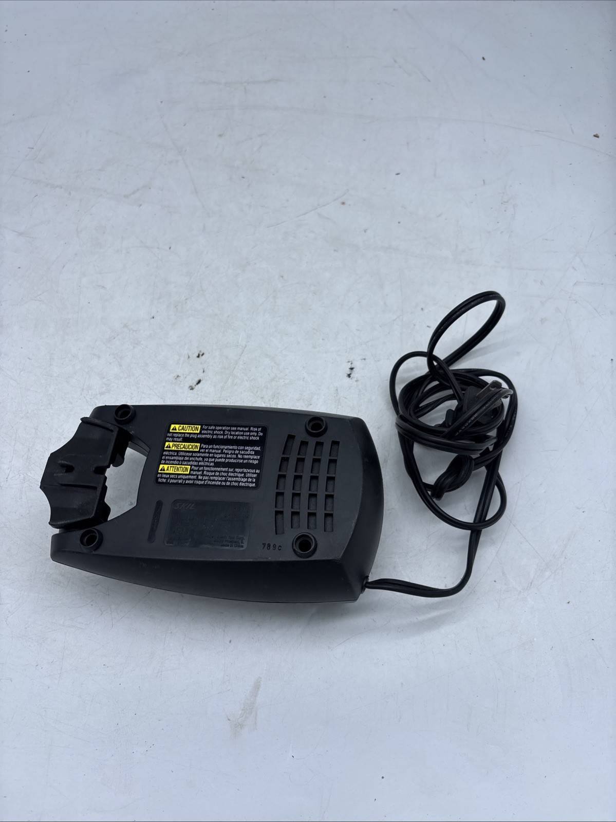 SKIL SC118 9.6V-18V Volt Power Tool Battery Charger Genuine OEM