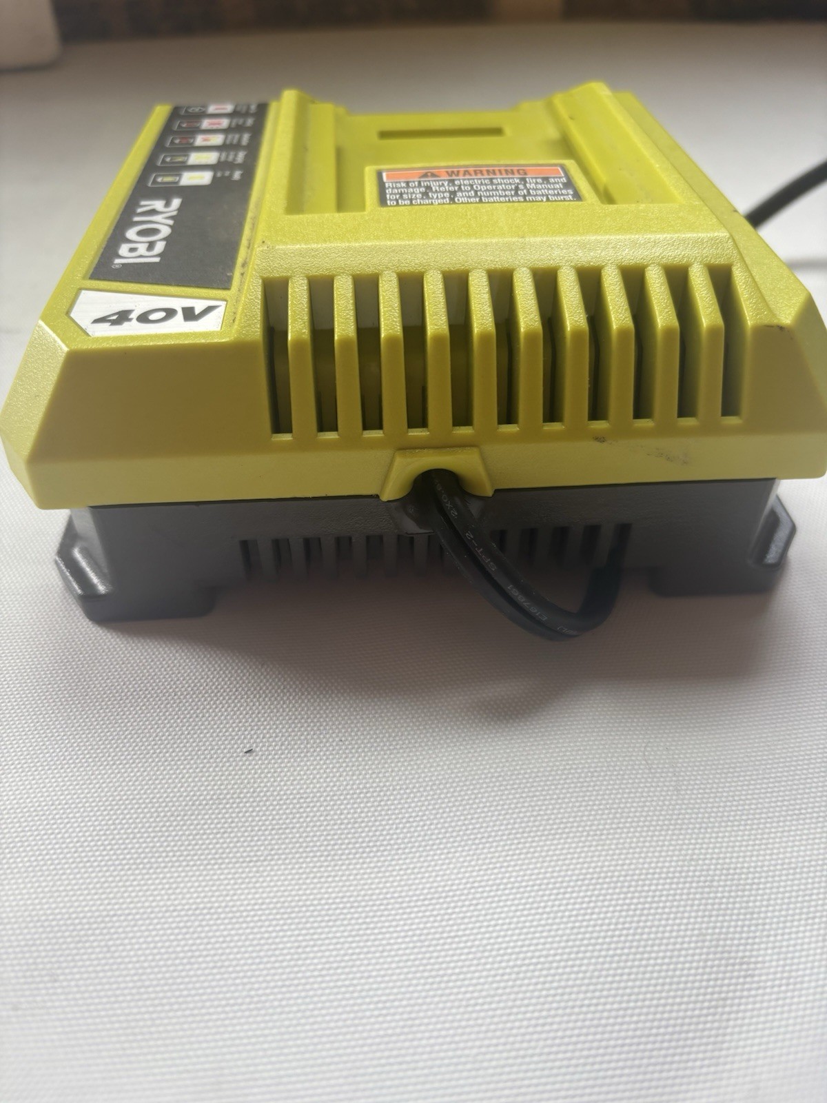 Ryobi Class 2 40V Battery Charger 0P401