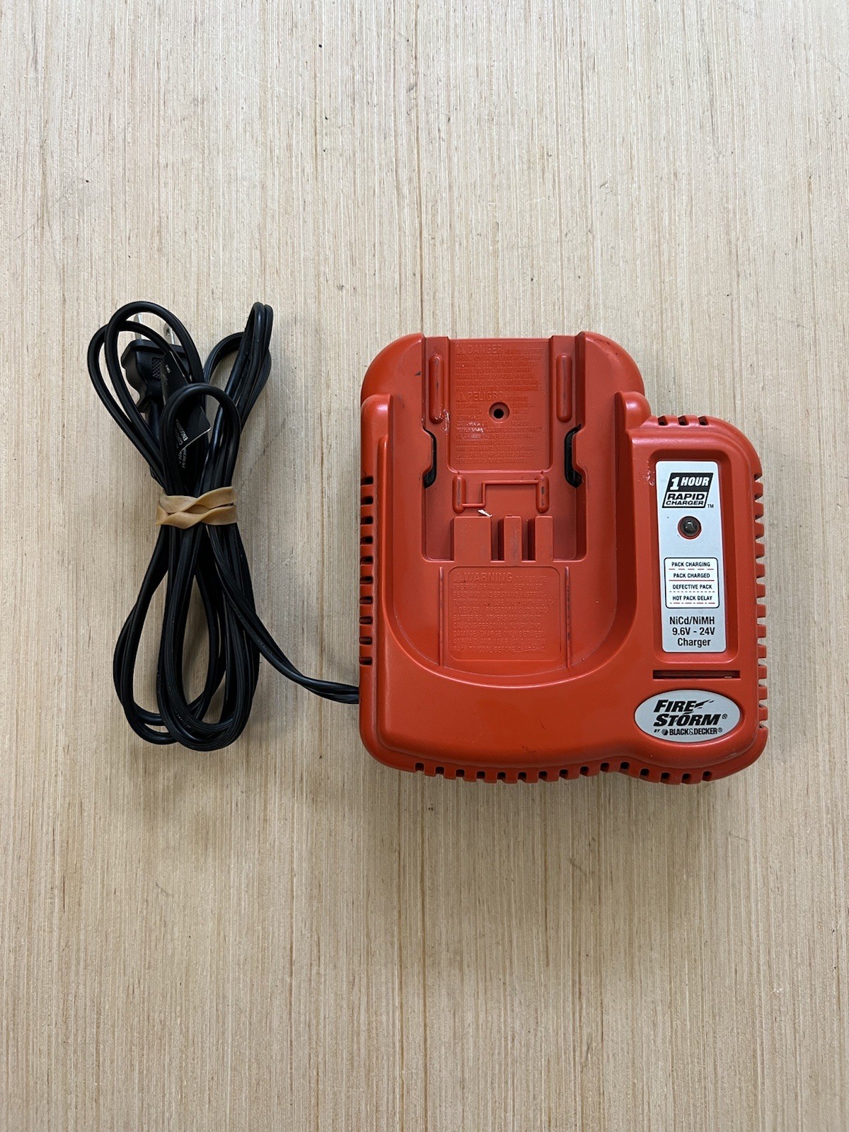 Black And Decker Firestorm Rapid 1-Hour Battery Charger 9.6V-24V BDFC240