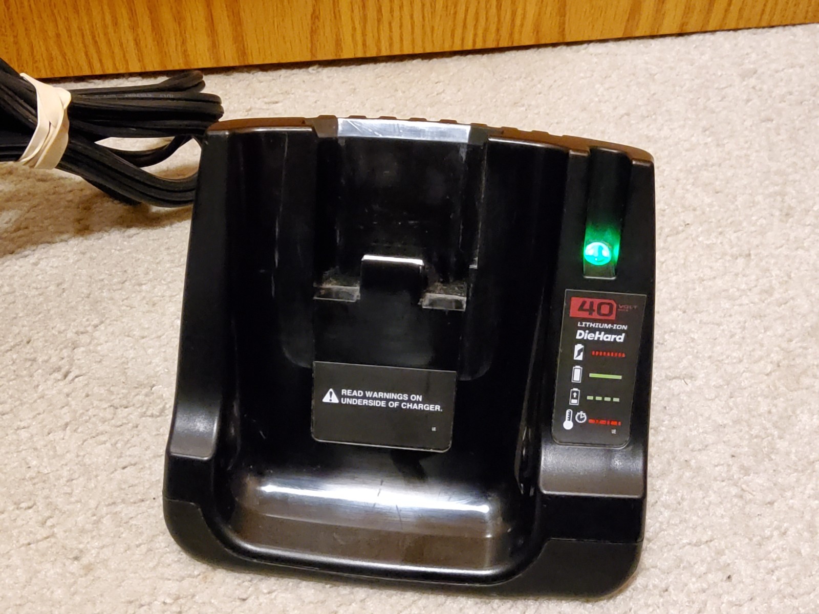 CRAFTSMAN 40V MAX Bundle Battery Chargers CMCB98024 New LCS436 + 2.5 Ah Battery