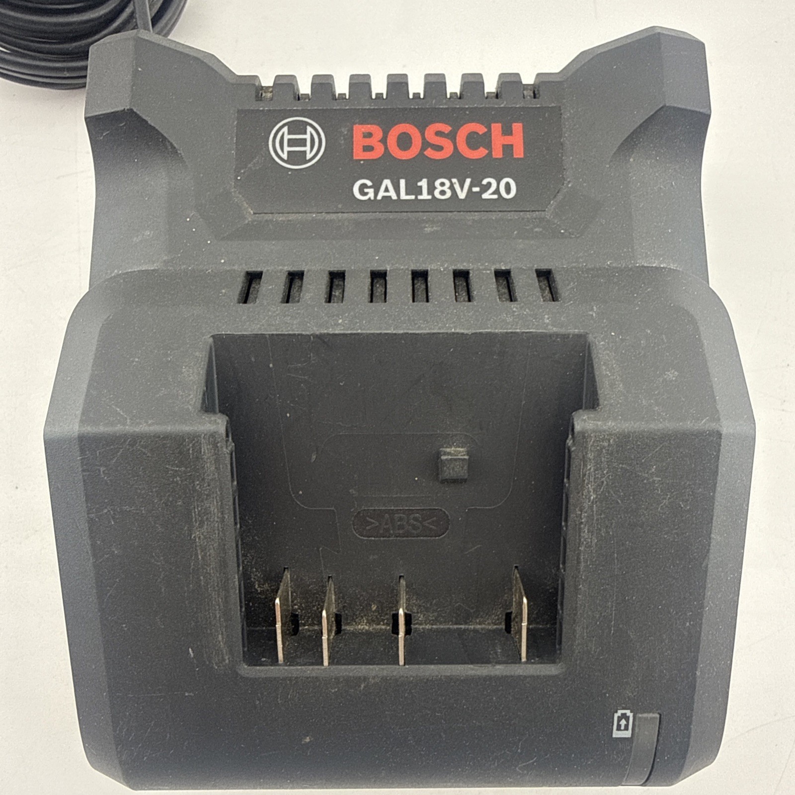 Bosch GAL18V-20 18V Lithium-Ion Battery Charger OEM Used