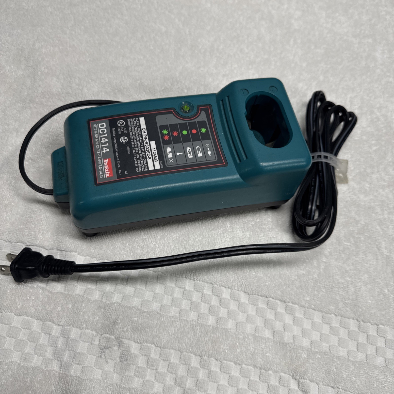 Makita Charger DC1414 T Ni-MH & Ni-Cd 7.2-14.4V Battery Charger Tested Cb2