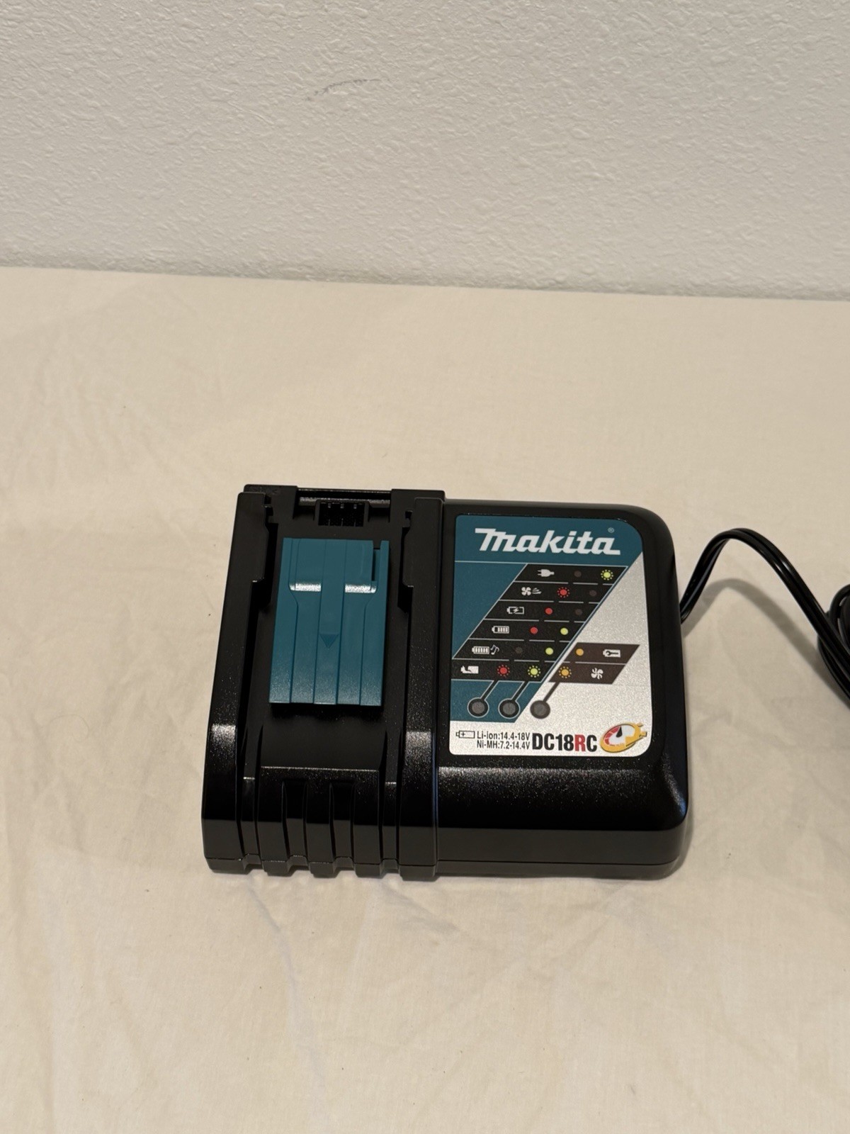 Makita DC18RC Rapid Charger 14.4V–18V Li-Ion | NEW | No Original Box