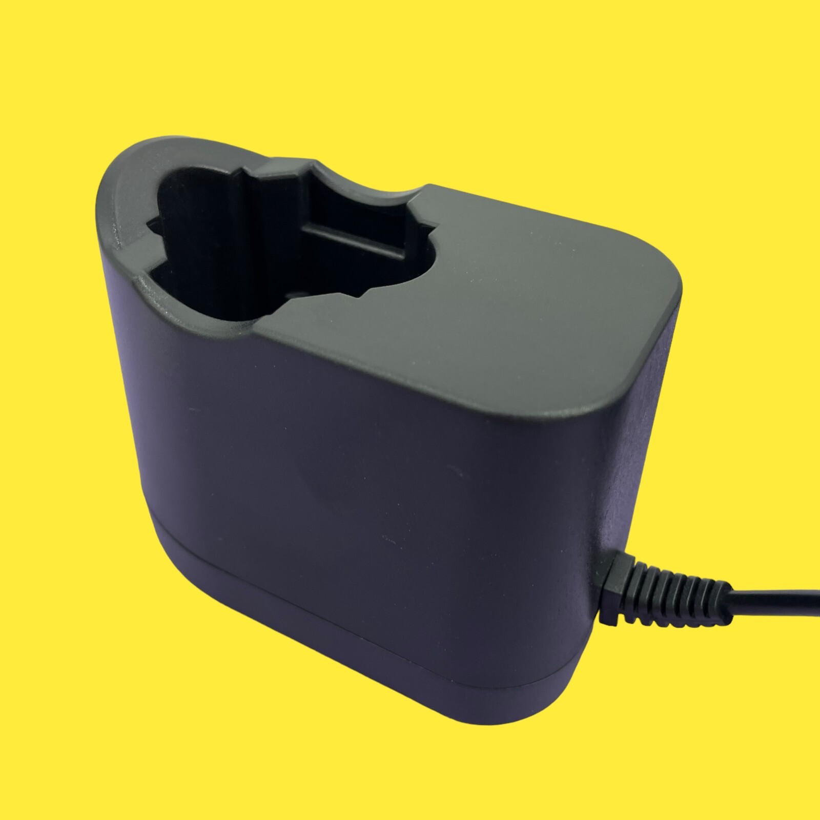 CreaBest Battery Charger LI-ION 10.8V 50/60HZ Black #100 z65b247