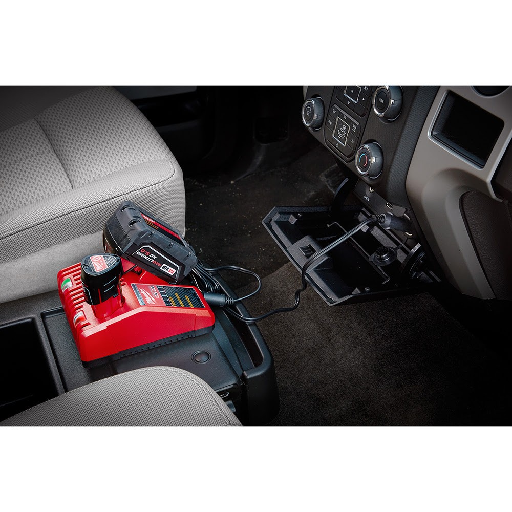 Milwaukee 48-59-1810 M18 /M12 12V/24V Vehicle Charger, Use for M18/M12 Batteries