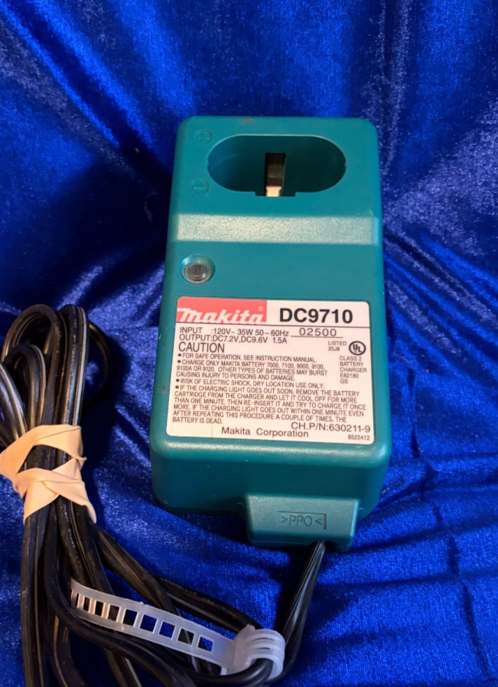 OEM Genuine Makita DC9710 Power Tool Battery Charger 7.2V & 9.6V 1.5A…Clean!!