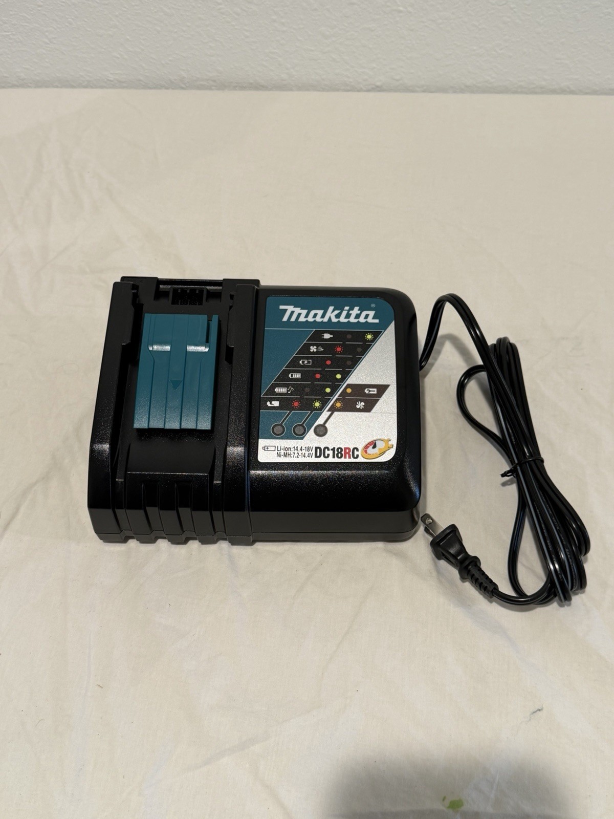 Makita DC18RC Rapid Charger 14.4V–18V Li-Ion | NEW | No Original Box