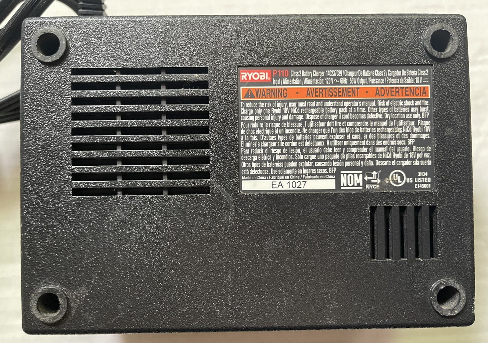 RYOBI P110 MODEL 140237039 18 VOLT CHARGE PLUS BATTERY CHARGER 18V NiCd