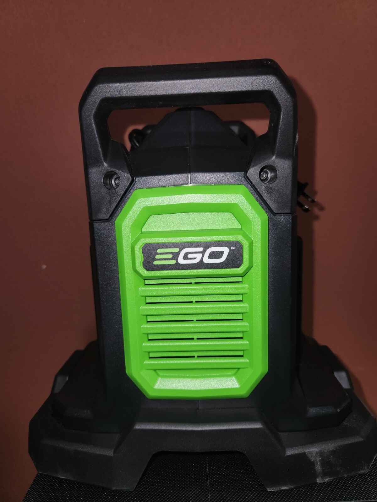 EGO Power+ CH2800D 56-Volt 280W Dual Port Battery Charger,old But Not Used, Just