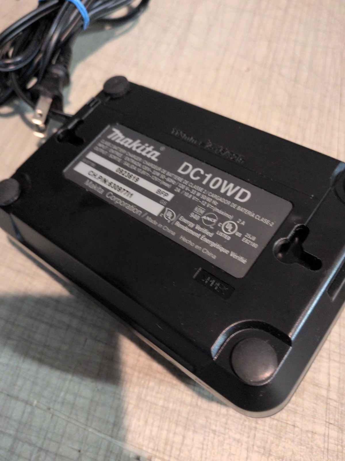 Makita DC10WD 12V Lithium Ion Battery Charger OEM Genuine
