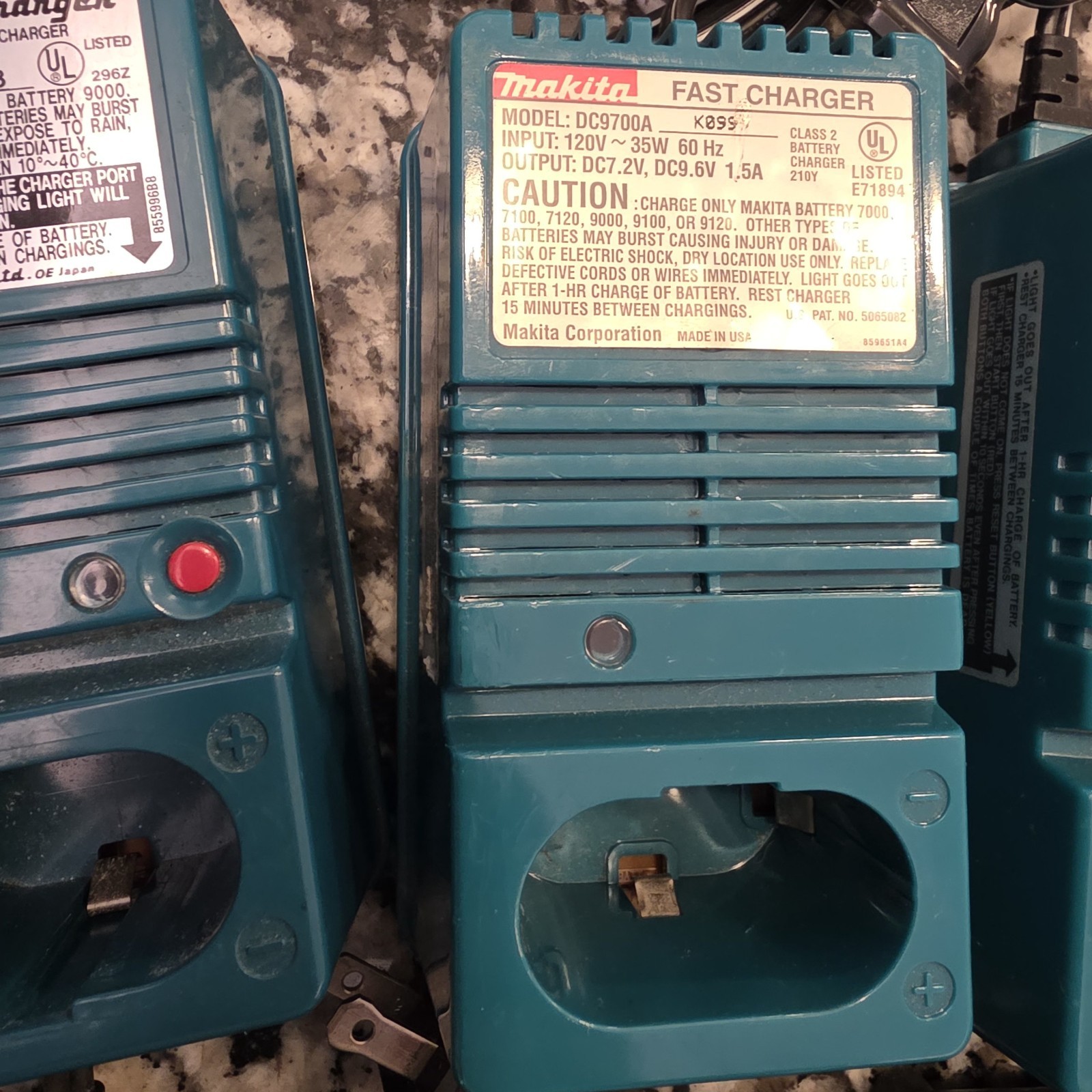 Lot Of 5 – Makita 9.6v Chargers. Untested DC1411 DC7010 DC9100 DC9700A