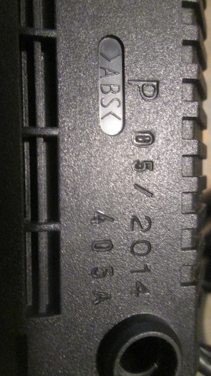 Bosch BC660 120 Volts AC input battery Charger & Bosch BAT611 18 V battery