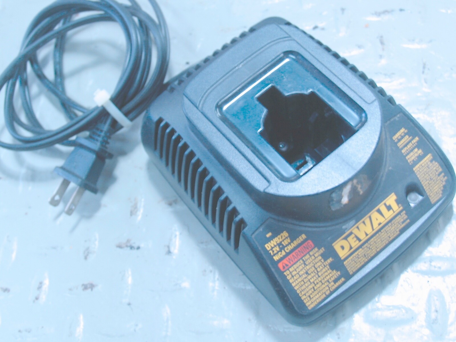 7.2-18V DEWALT Charger #DW9225