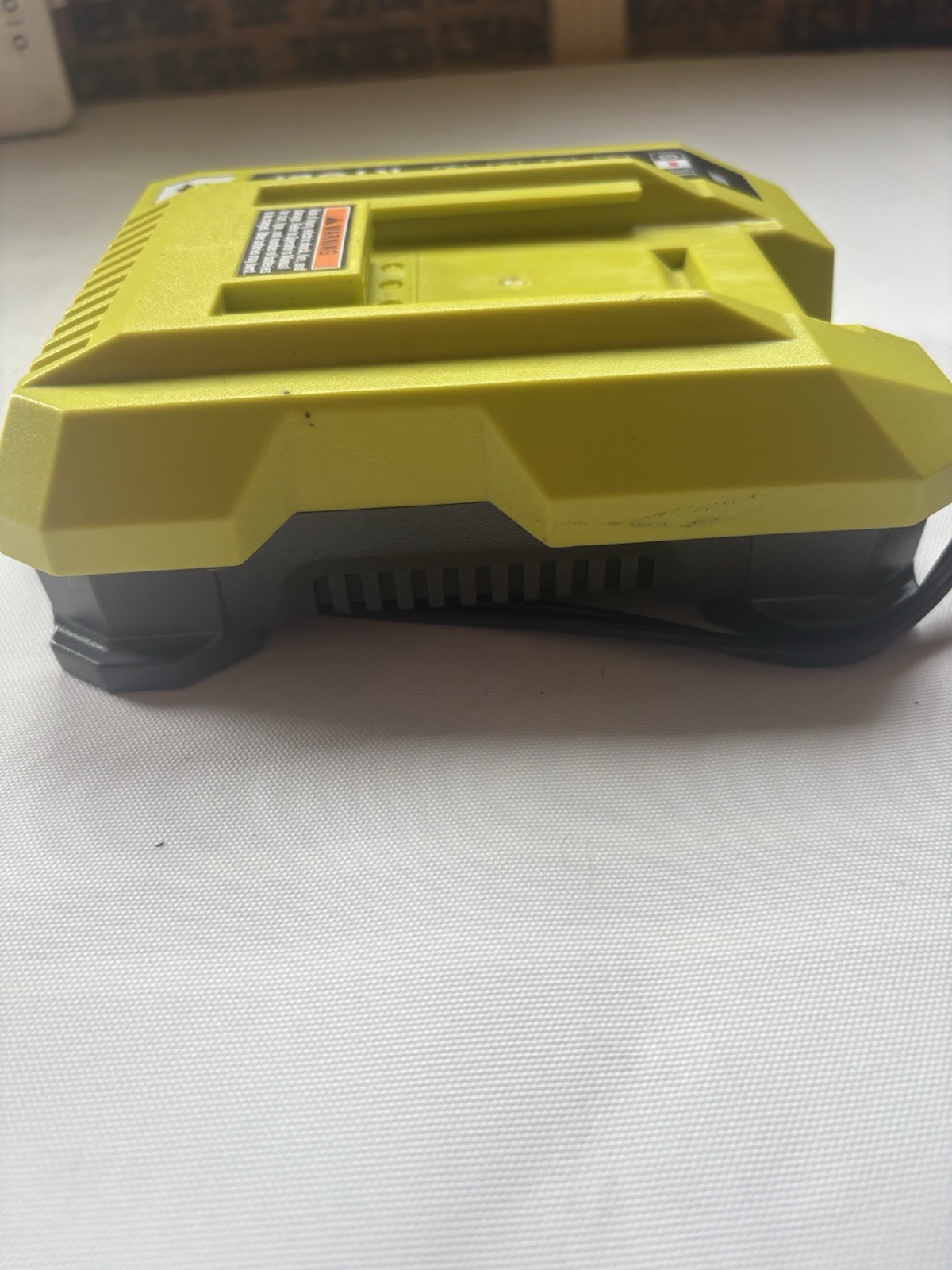 Ryobi Class 2 40V Battery Charger 0P401
