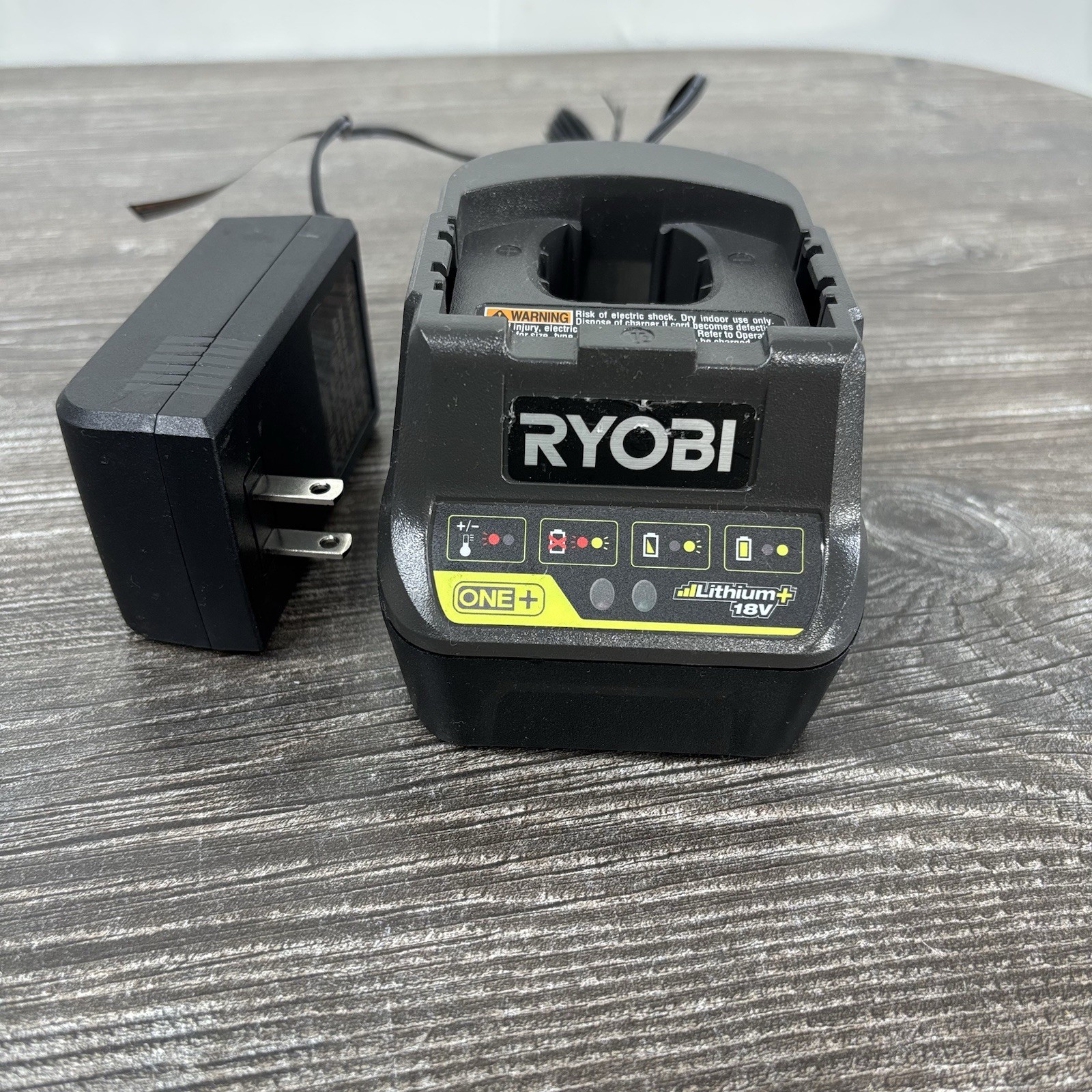 Genuine Ryobi 18v Lithium Battery Charger P118B