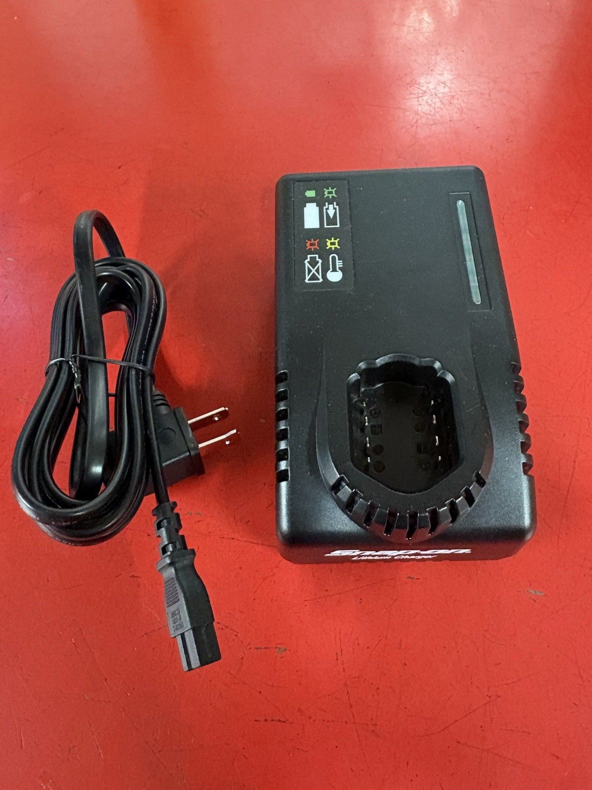 New Snap-on CTC772A 14.4V Lithium Battery Charger – Black