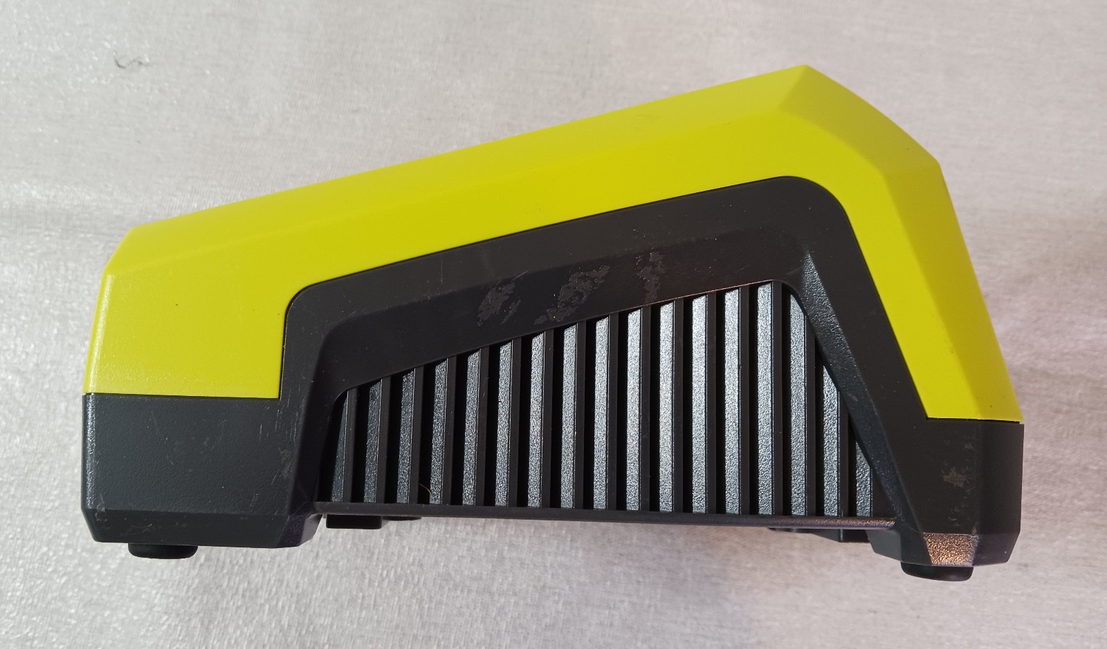 Ryobi OP400 40 Volt Lithium-ion Battery Charger Genuine