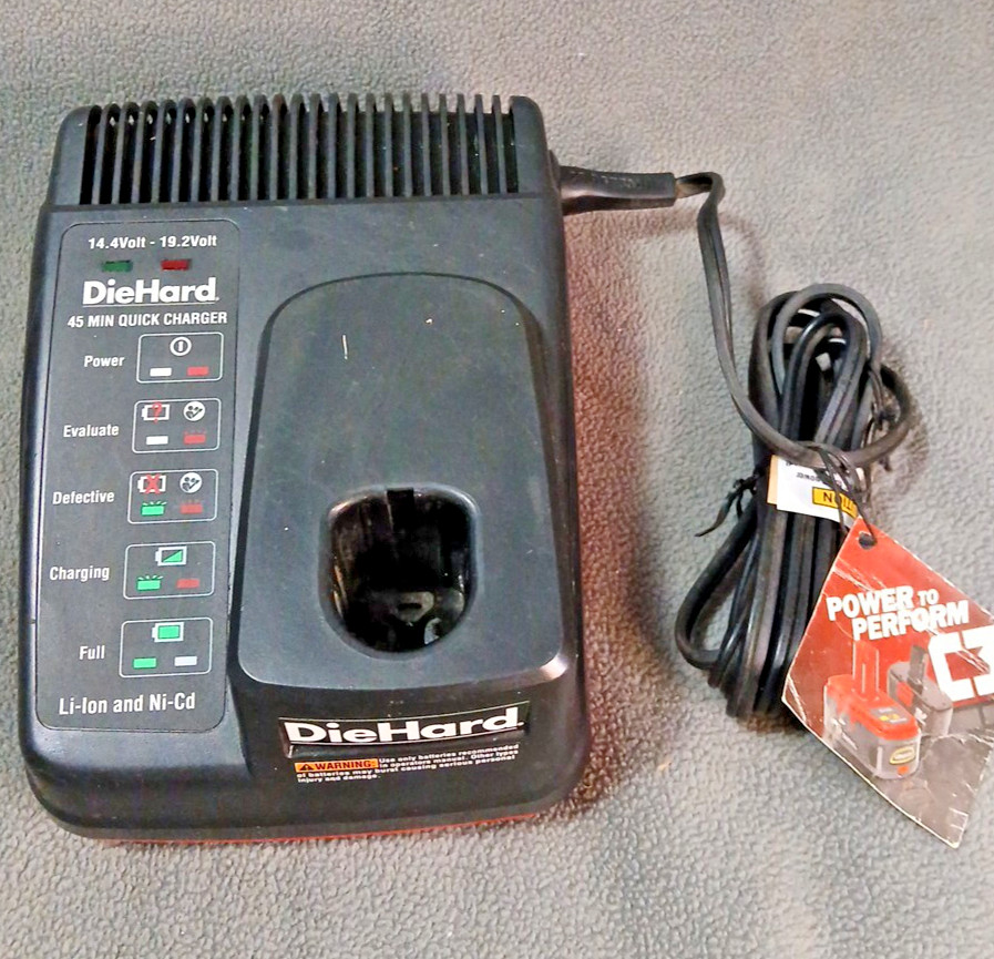 DieHard 45 Minute Quick Charger 14.4 Volt -19.2 Volt Li-Ion & Ni-Cad 315 259260