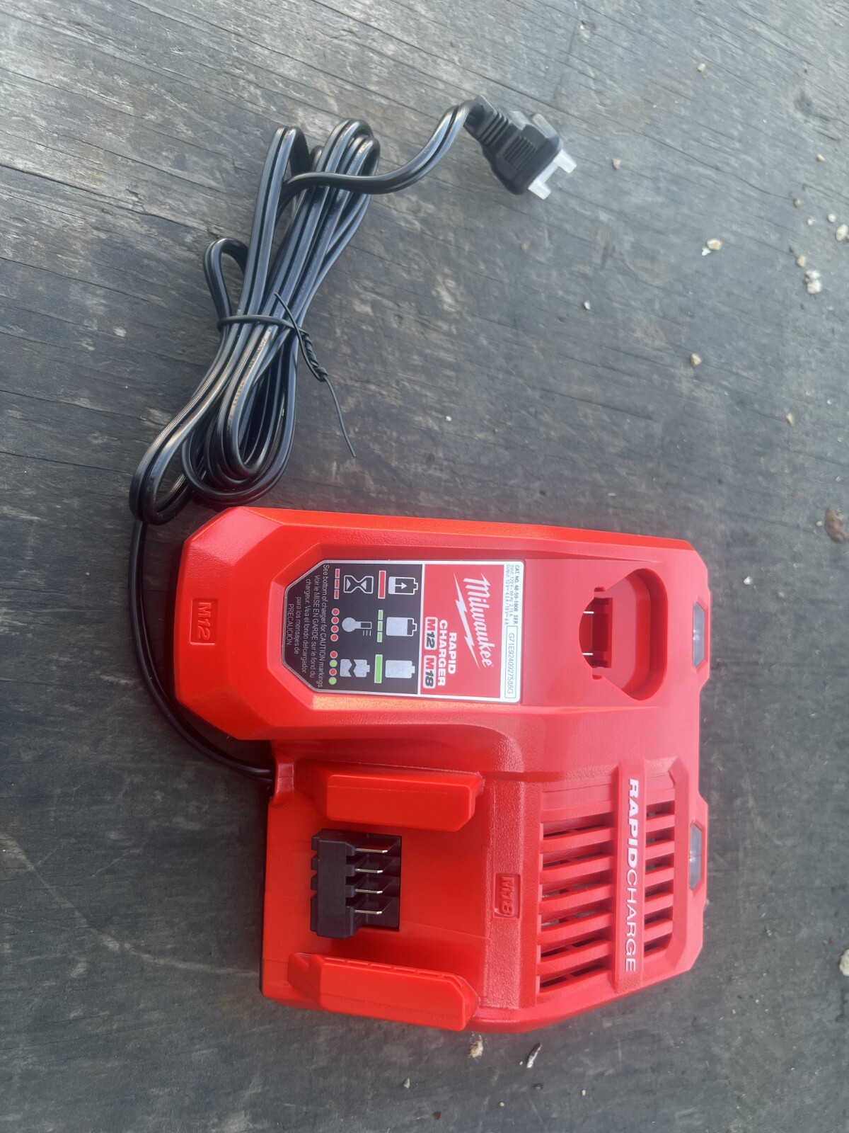 48-59-1808 M18 RAPID CHARGER