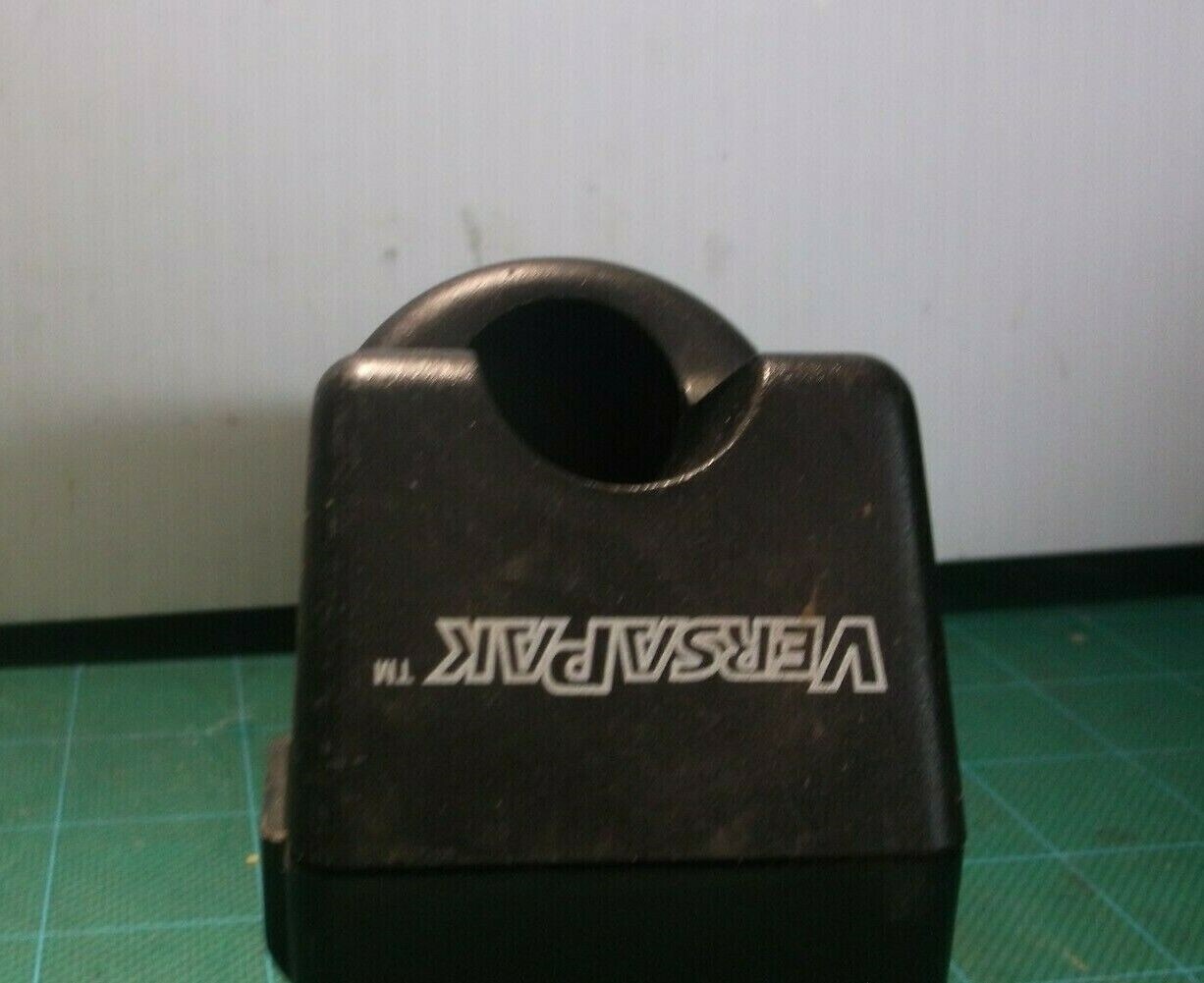 VP131 Black & Decker VersaPak Single Port Charger