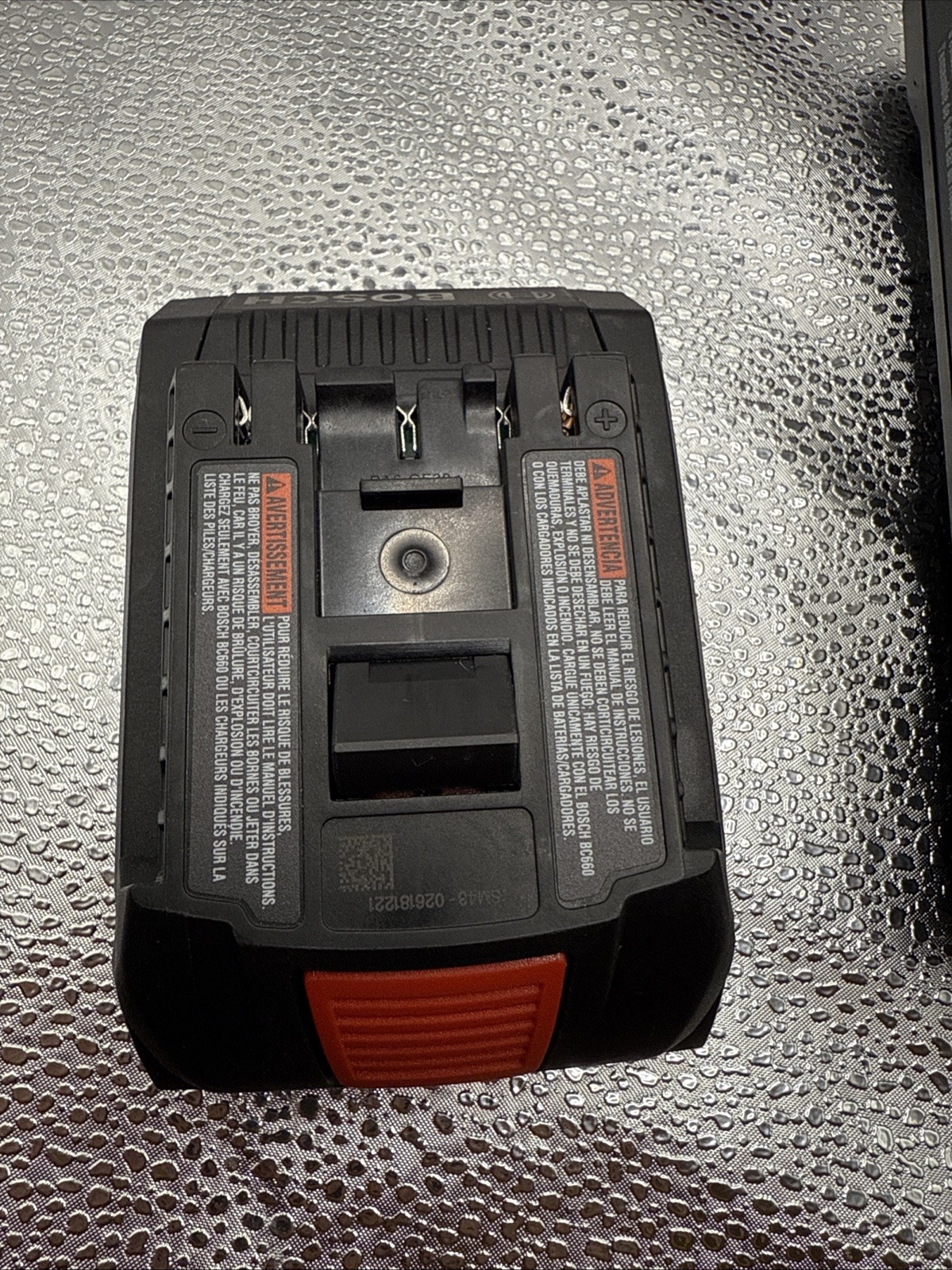 Bosch GAL18V-40 Charger & GBA18V40 Core18V 4.0Ah Battery (New Open Box!)