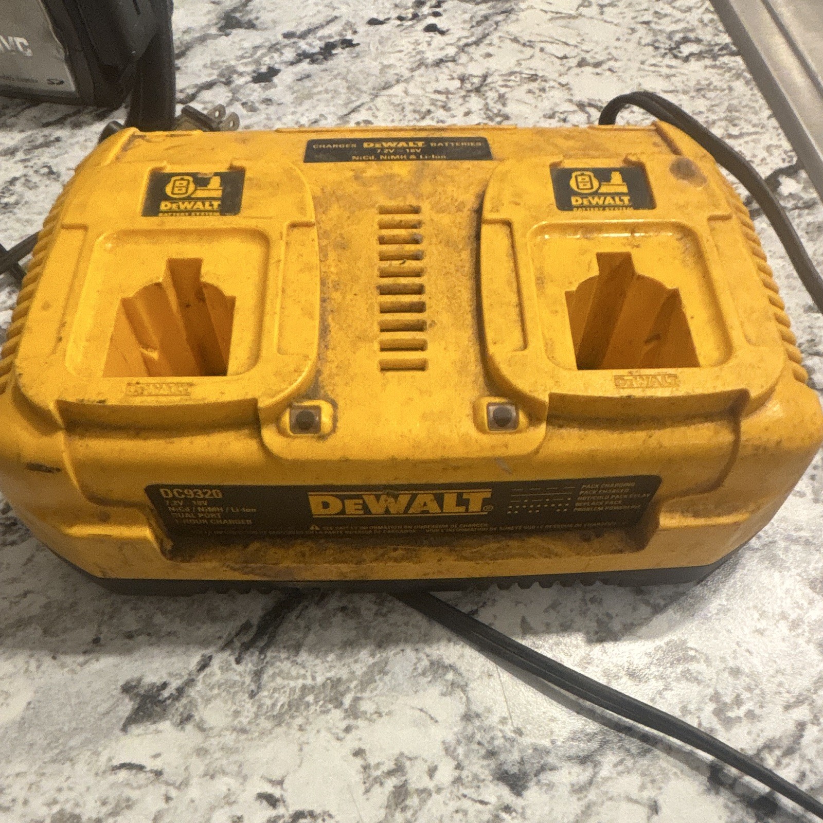 DEWALT DC9320 Dual Port 2-Battery Charger for 7.2V-18V Batteries Yellow