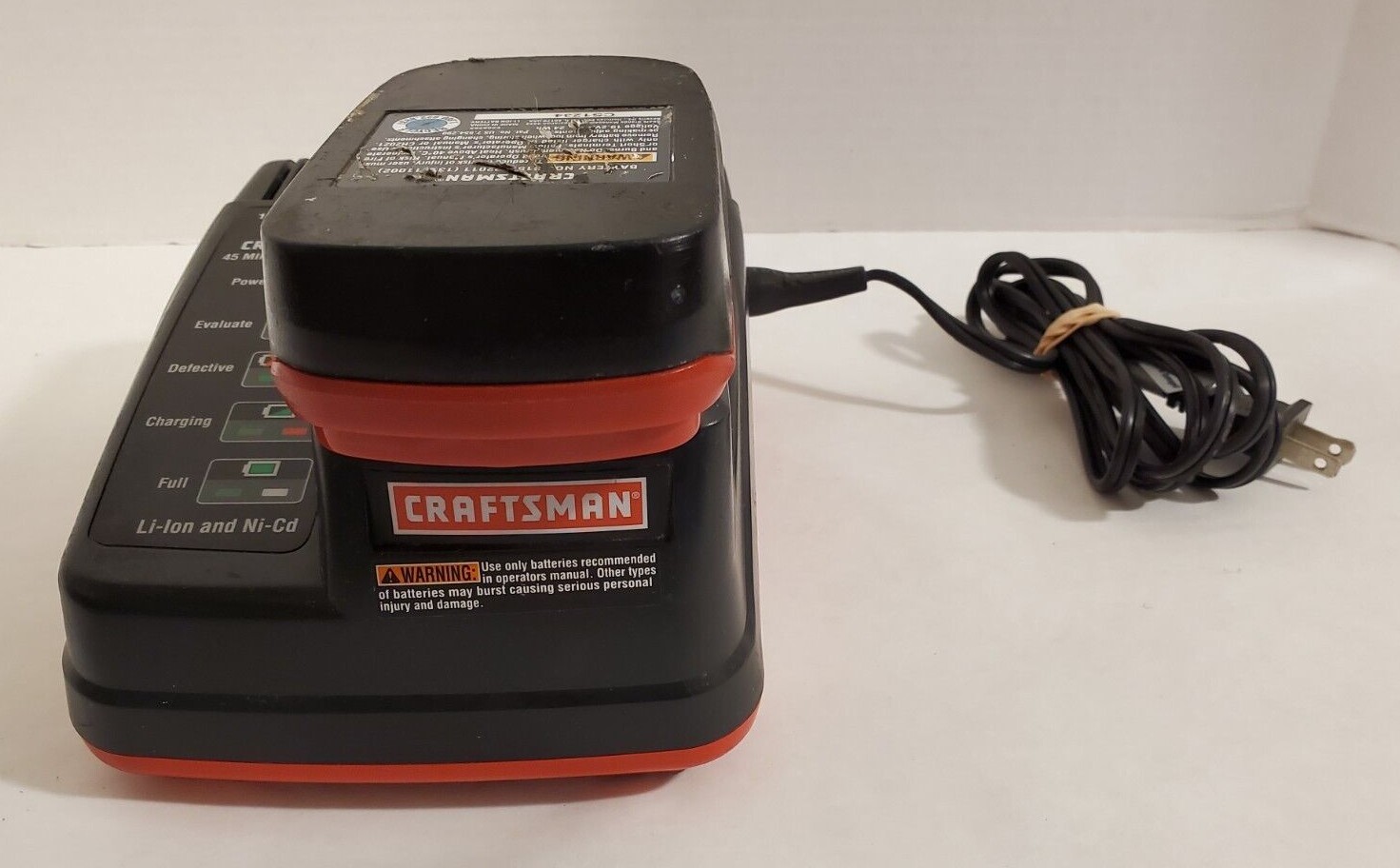 Craftsman 45 Minute Quick Charger 315.259260 w/ 19.2v Die Hard battery TESTED