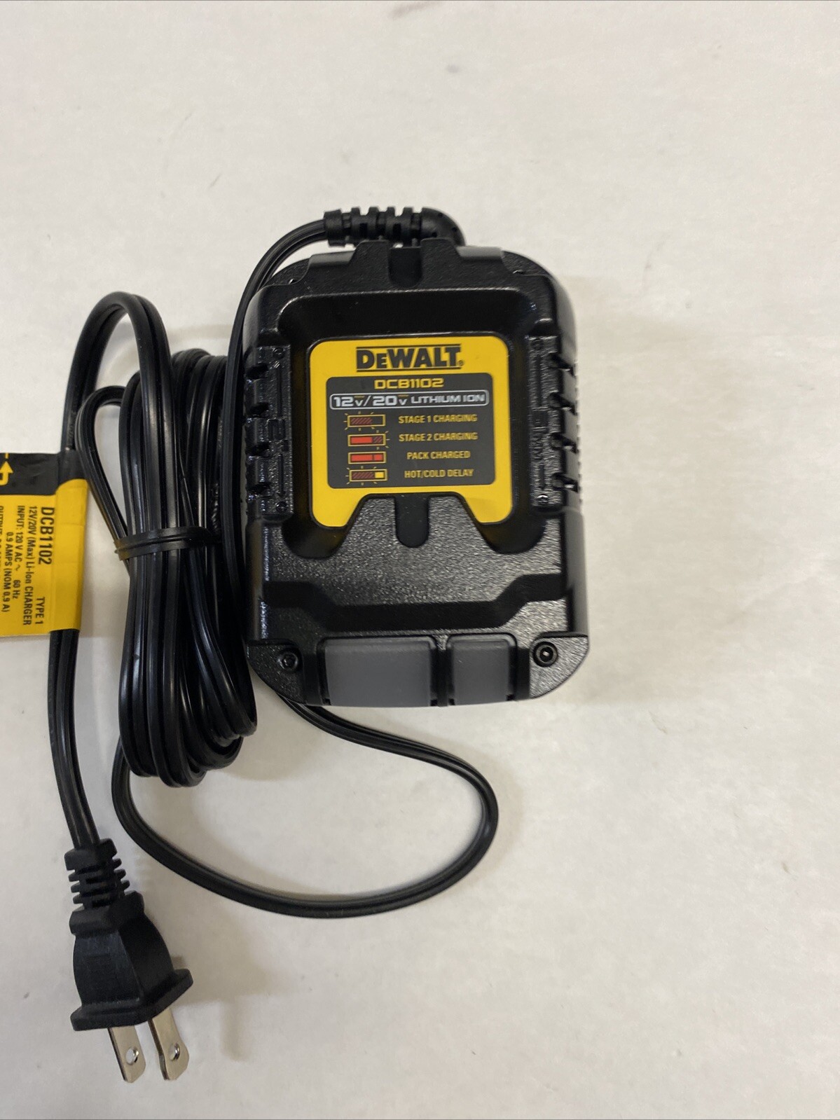 Dewalt Battery Charger 12/20V Max Flexvolt Lithium-Ion 2 AMP, DCB1102