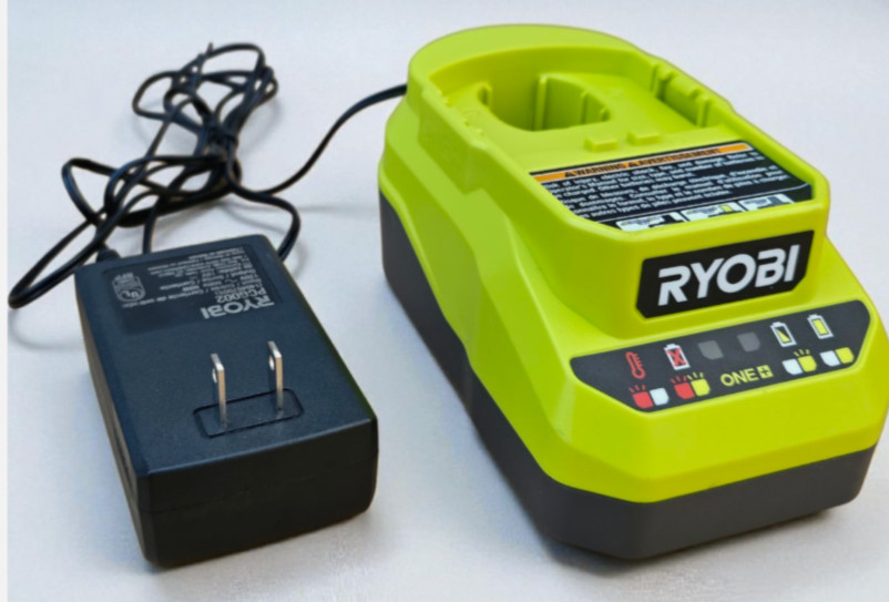 RYOBI 18V ONE+ Lithium-lon FAST Battery Charger PCG002 * TESTED *