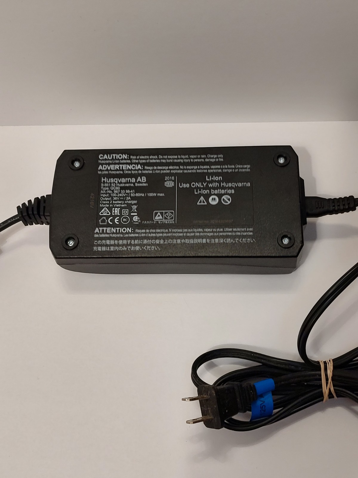 HUSQVARNA Battery Bli Charger QC80