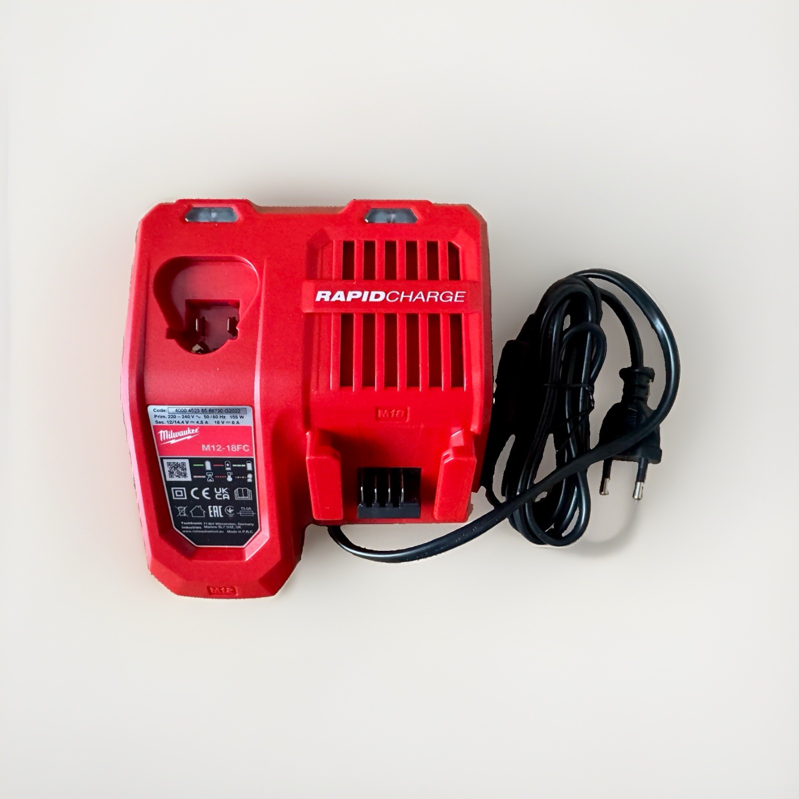 Milwaukee M12-18FC Rapid Charger 12V 18V EU Plug NEW!
