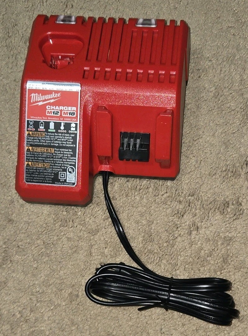 BRAND NEW Milwaukee M12/M18 Battery Charger 48-59-1812 12-18V RED FastFreeShip!