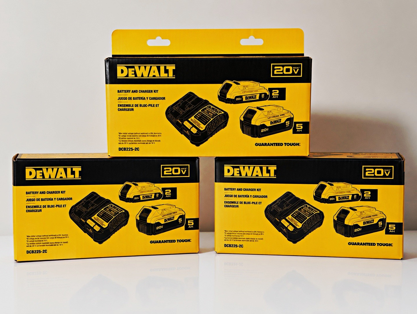 DEWALT 20V MAX Battery Included & Charger Kit Charges 1 Battery Yellow DCB225-2C