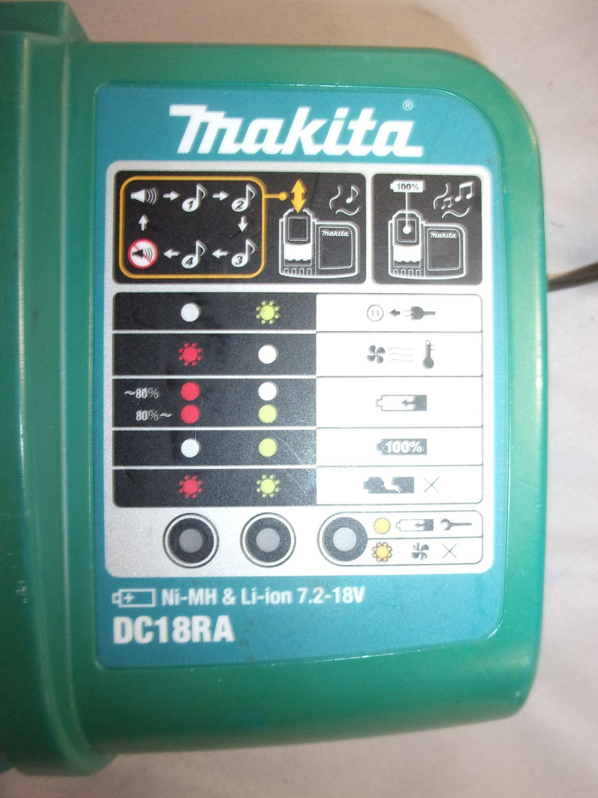 Tested, working Makita 18v battery charger- (DC18SC) Ni-MH & Li-ion 7.2-18V LXT
