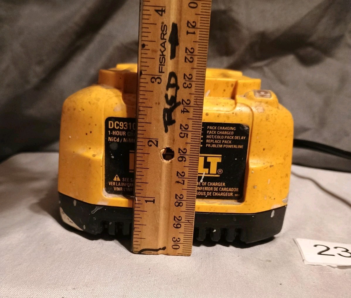 Dewalt Tool Battery Charger DC9310 Yellow For 7.2 To 18v Batteries Speed Charger