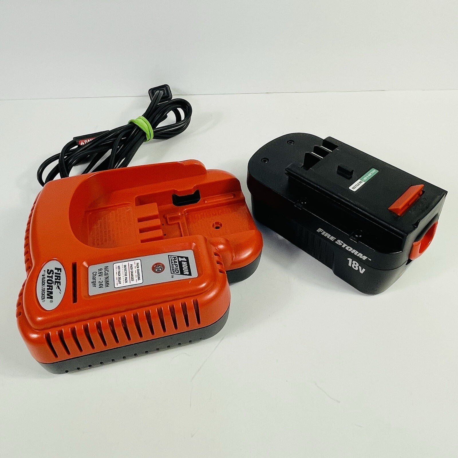 Black & Decker Fire Storm 9.6V-18V Ni-Cd Battery and Rapid Charger