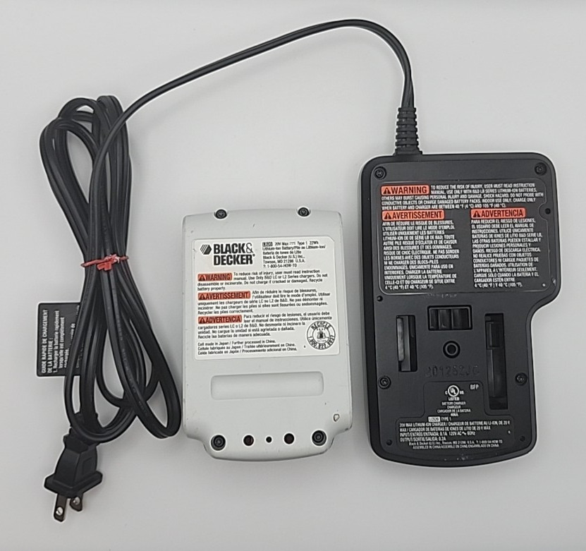 Black & Decker Lithium 20v Battery Charger 406A Type 1 Model LCS20 w/Battery