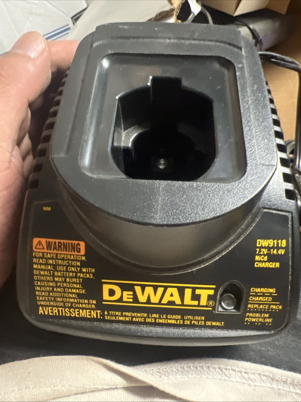 Genuine OEM Dewalt DW9118 7.2 – 14.4V Battery Charger